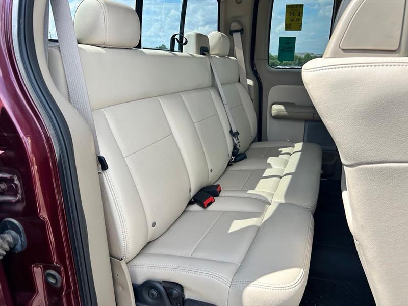 2004 FORD F-150 LARIAT
