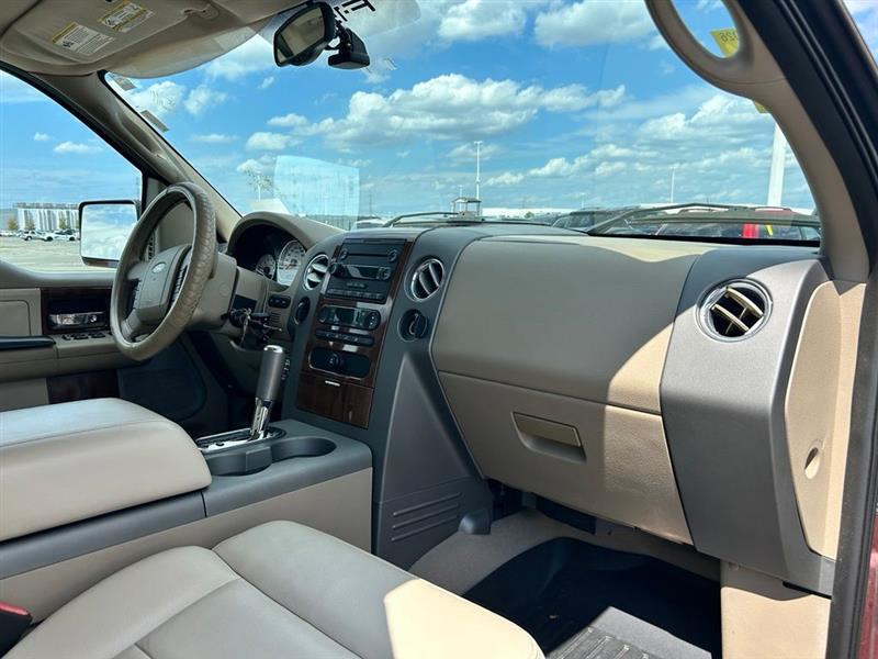 2004 FORD F-150 LARIAT