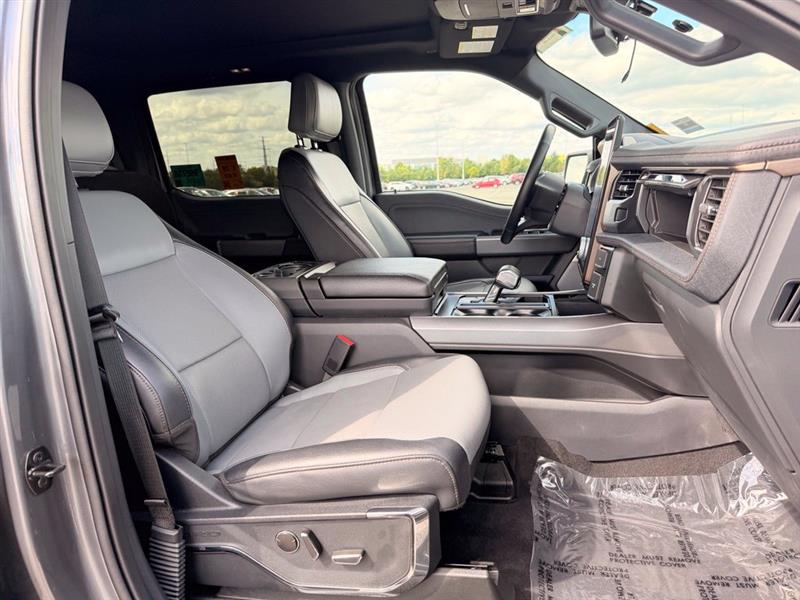 2023 FORD F-150 LIGHTNING LARIAT