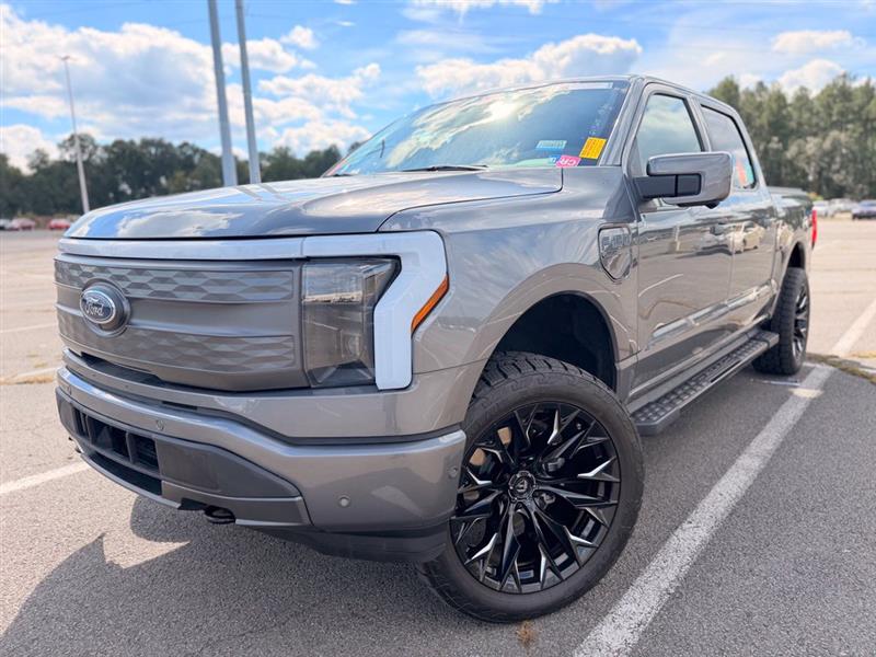 2023 FORD F-150 LIGHTNING LARIAT