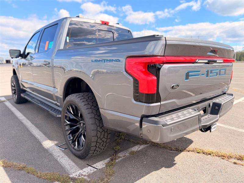 2023 FORD F-150 LIGHTNING LARIAT