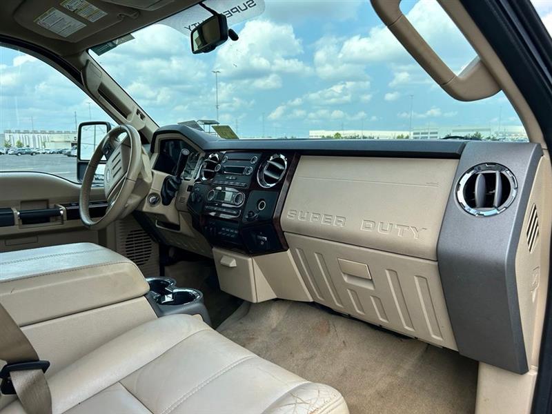 2010 FORD SUPER DUTY F-350 SRW LARIAT