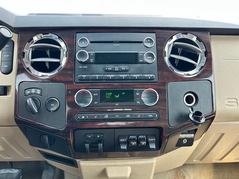 2010 FORD SUPER DUTY F-350 SRW LARIAT