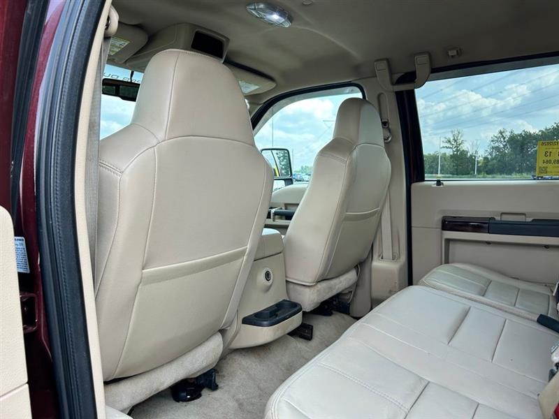 2010 FORD SUPER DUTY F-350 SRW LARIAT