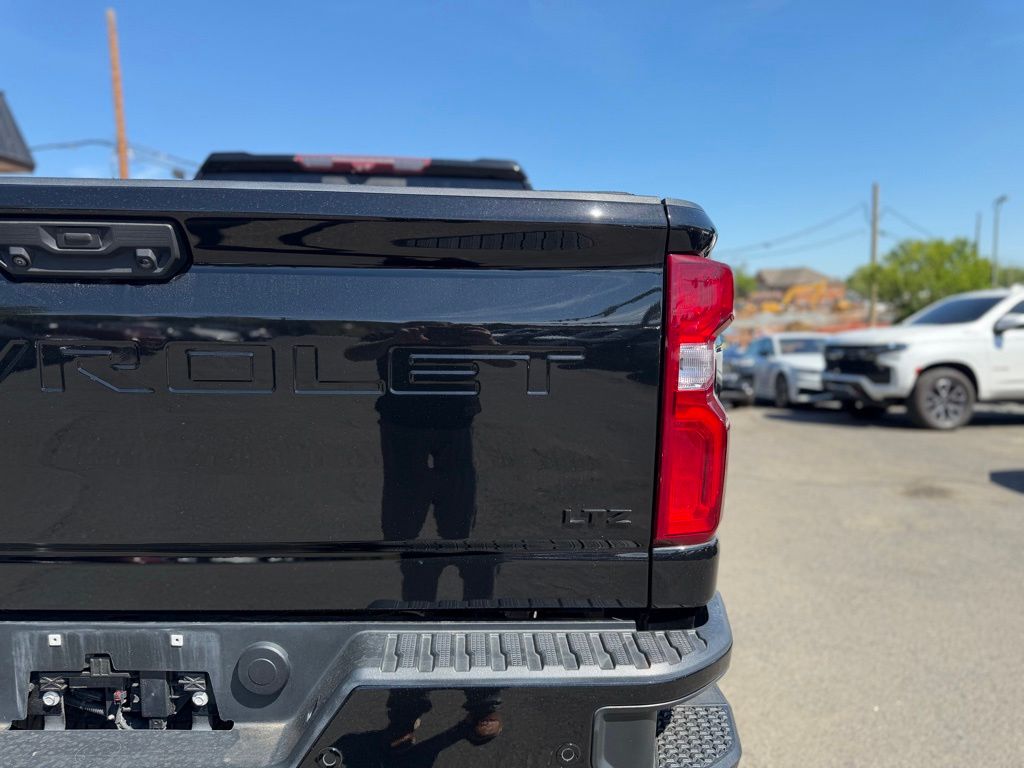 2021 Chevrolet Silverado 2500HD LTZ - Photo 29