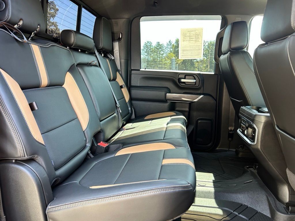 2021 Chevrolet Silverado 2500HD LTZ - Photo 29