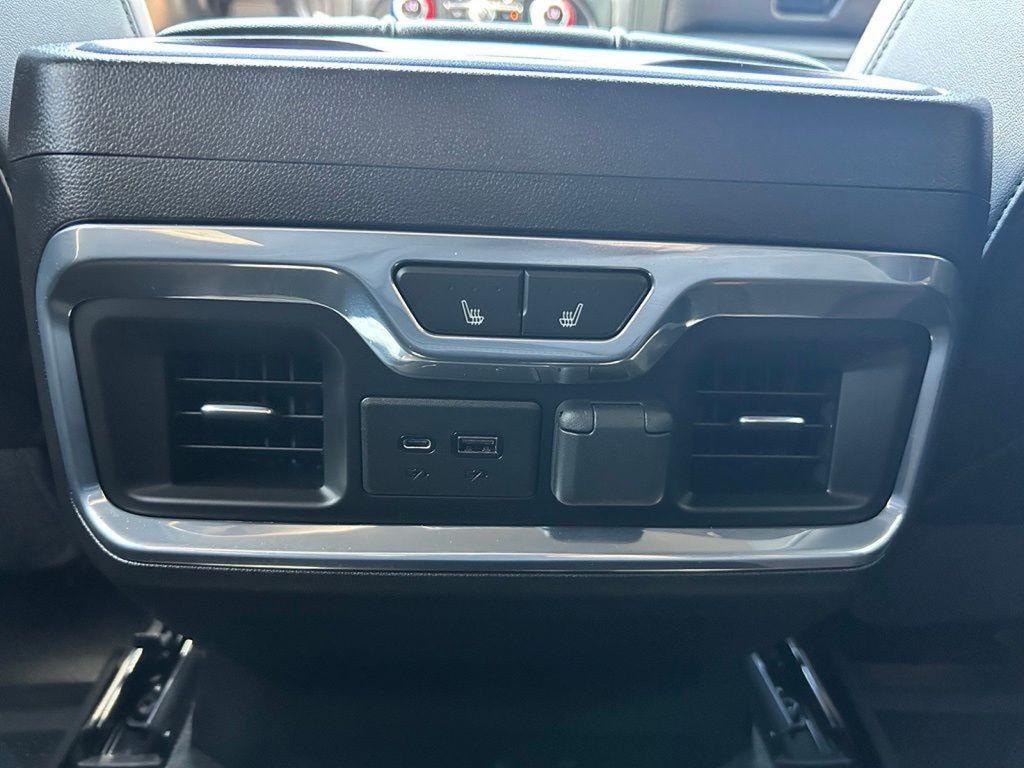 2021 Chevrolet Silverado 2500HD LTZ - Photo 37