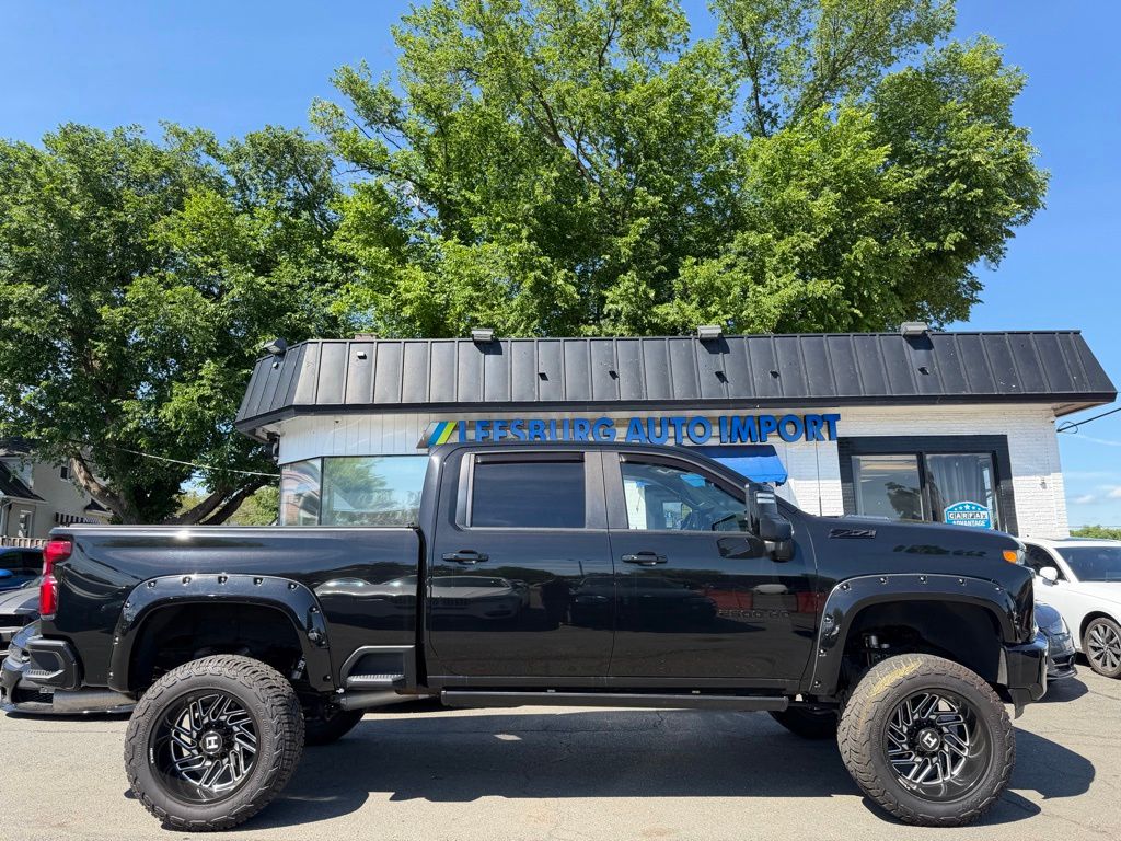2021 Chevrolet Silverado 2500HD LTZ - Photo 5
