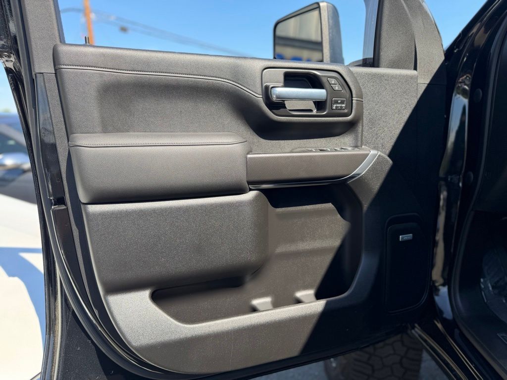 2021 Chevrolet Silverado 2500HD LTZ - Photo 121