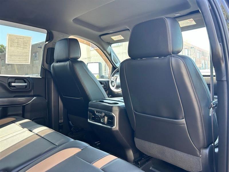 2021 Chevrolet Silverado 2500HD LTZ - Photo 34