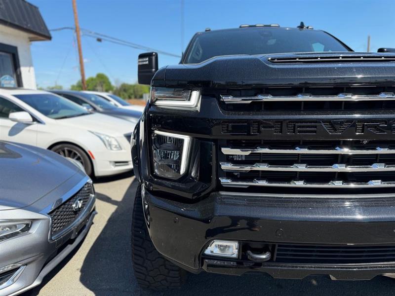 2021 Chevrolet Silverado 2500HD LTZ - Photo 8