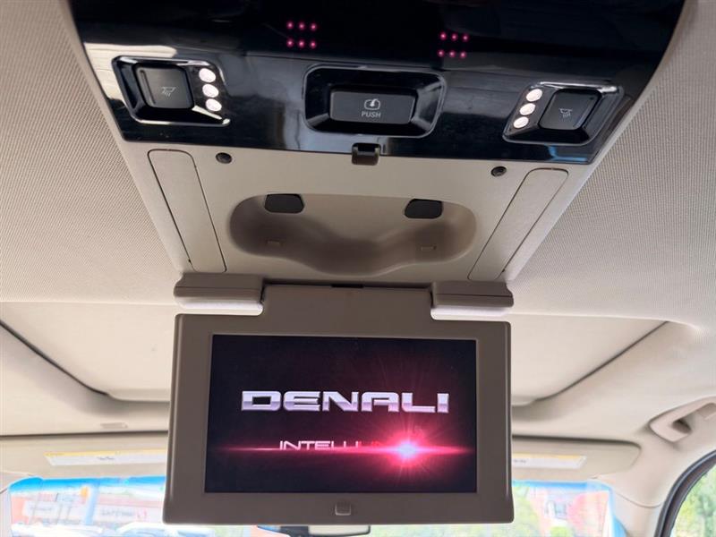 2017 GMC YUKON XL DENALI
