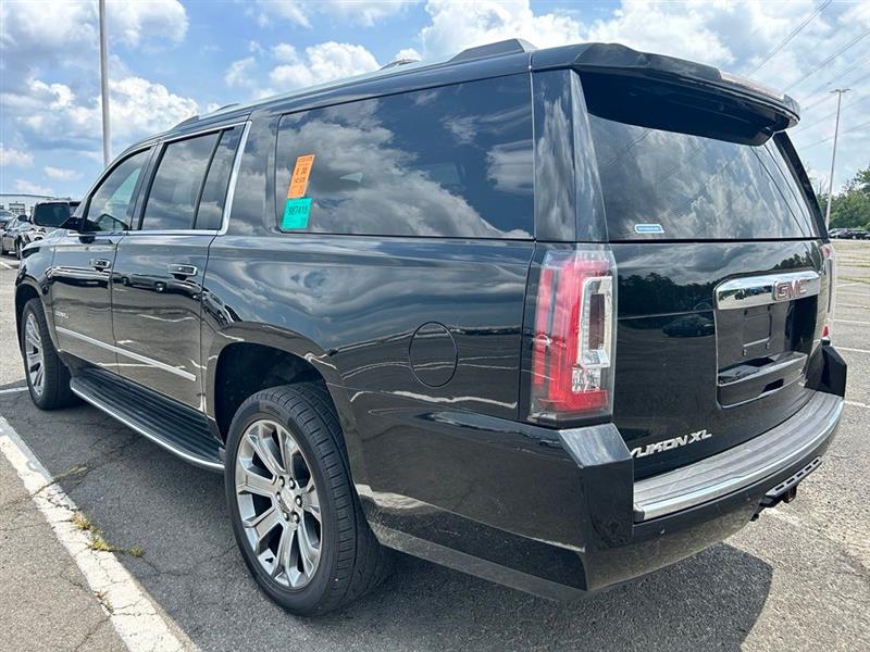 2017 GMC YUKON XL DENALI