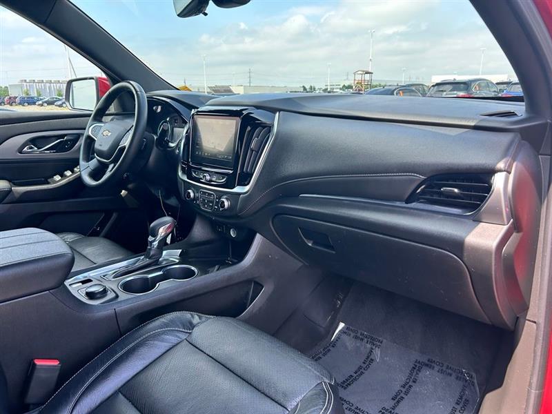 2023 CHEVROLET TRAVERSE LT