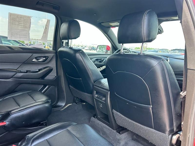 2023 CHEVROLET TRAVERSE LT
