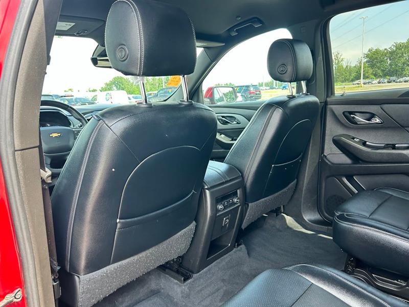 2023 CHEVROLET TRAVERSE LT