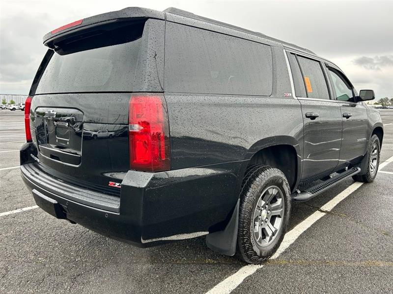 2019 CHEVROLET SUBURBAN LT
