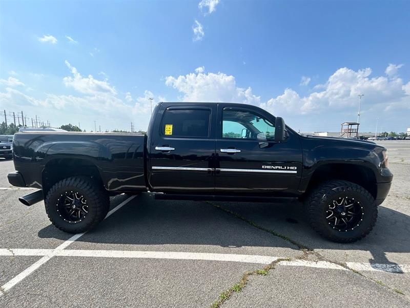 2012 GMC SIERRA 2500HD DENALI