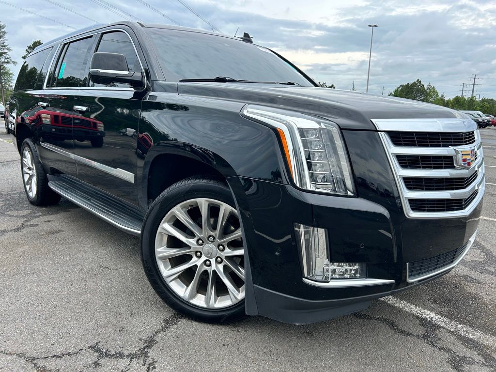 2017 Cadillac Escalade ESV AWD Luxury's photo