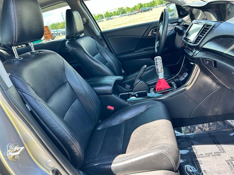 2017 HONDA ACCORD EX