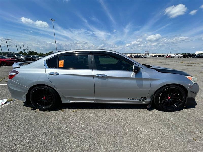 2017 HONDA ACCORD EX