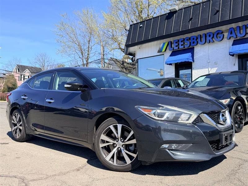 2016 Nissan Maxima 3.5 SV's photo