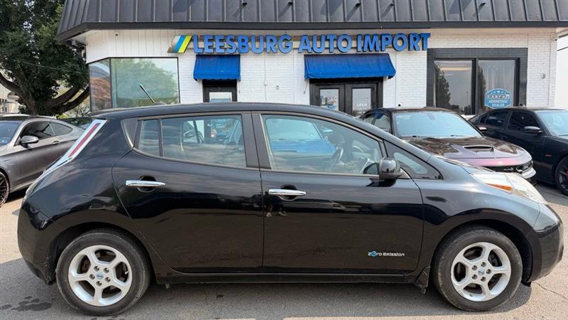 2013 NISSAN LEAF SV