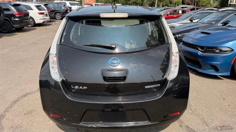 2013 NISSAN LEAF SV