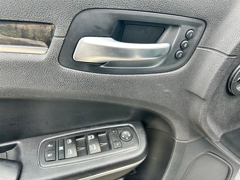 2015 CHRYSLER 300C 