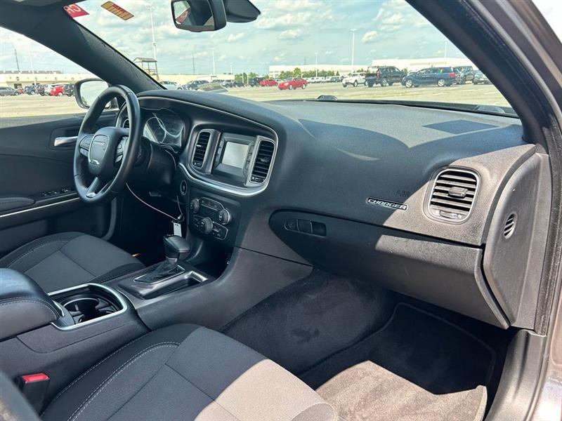 2016 DODGE CHARGER SE