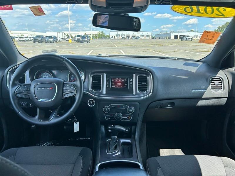 2016 DODGE CHARGER SE