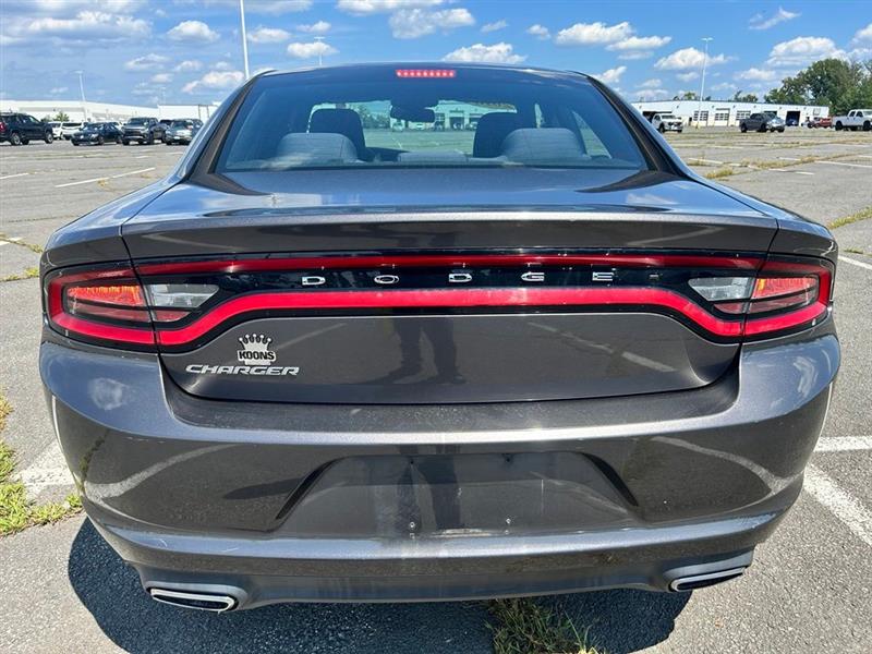 2016 DODGE CHARGER SE