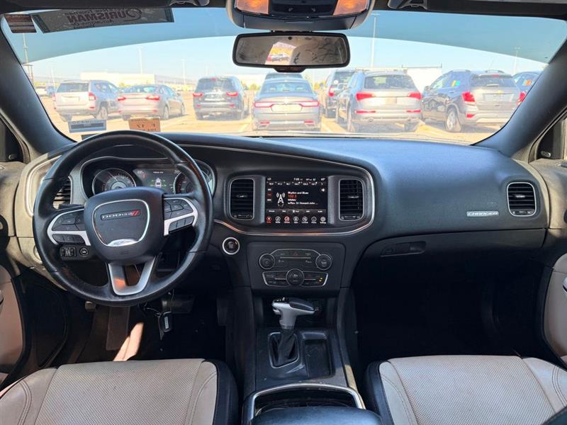 2017 DODGE CHARGER SXT