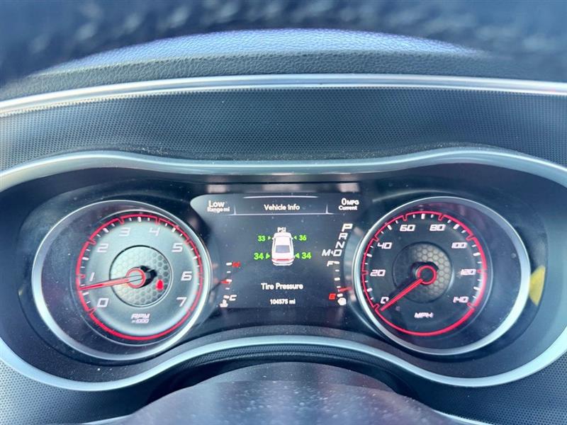 2017 DODGE CHARGER SXT