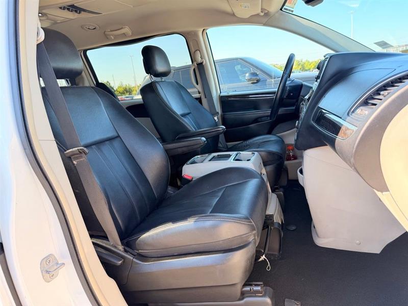 2014 CHRYSLER TOWN & COUNTRY TOURING