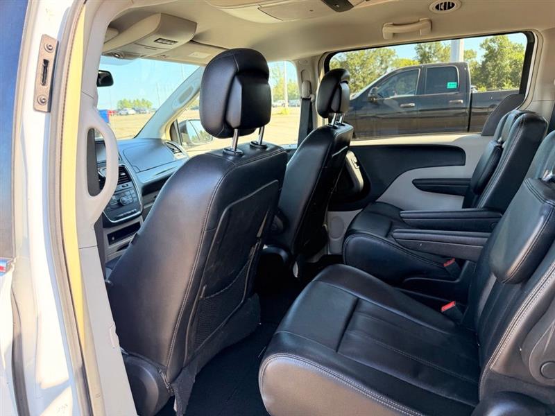2014 CHRYSLER TOWN & COUNTRY TOURING