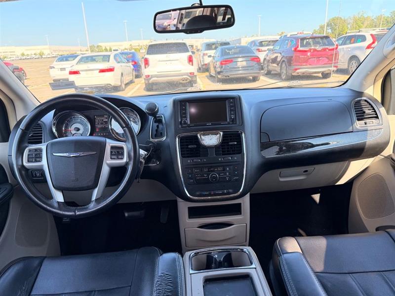 2014 CHRYSLER TOWN & COUNTRY TOURING