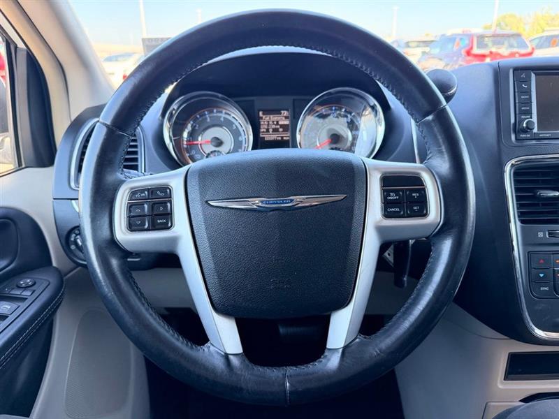 2014 CHRYSLER TOWN & COUNTRY TOURING
