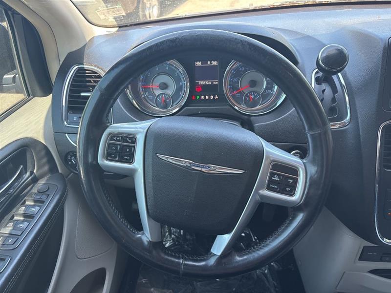 2013 CHRYSLER TOWN & COUNTRY TOURING-L