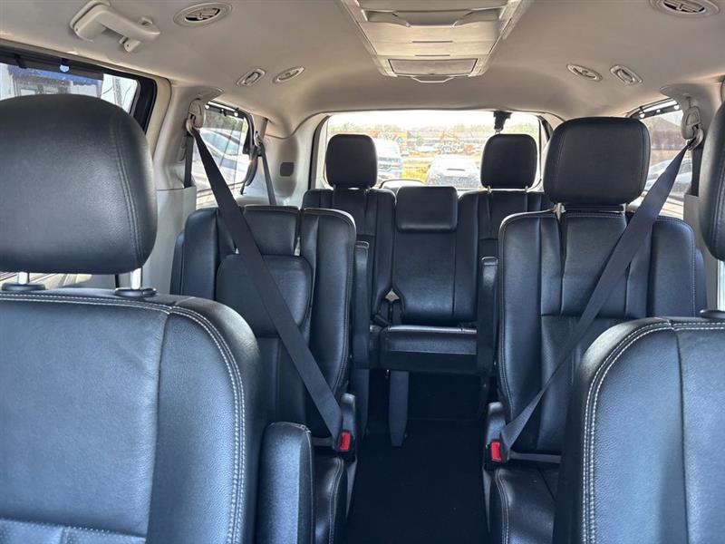 2013 CHRYSLER TOWN & COUNTRY TOURING-L