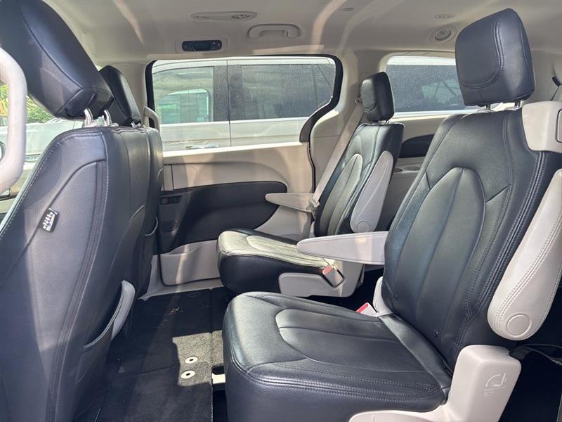2017 CHRYSLER PACIFICA TOURING