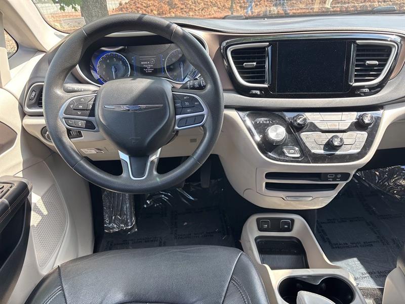 2017 CHRYSLER PACIFICA TOURING