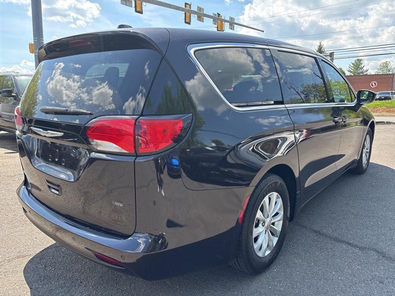 2017 CHRYSLER PACIFICA TOURING