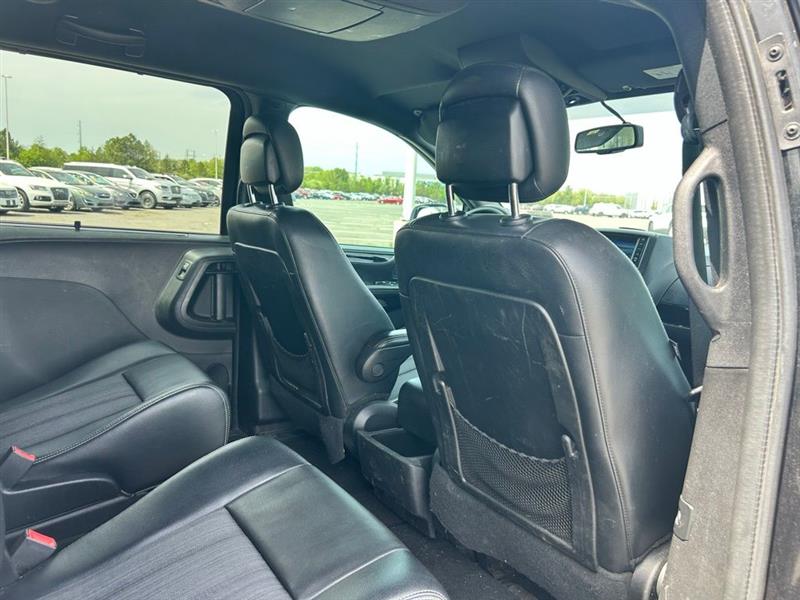 2013 CHRYSLER TOWN & COUNTRY S