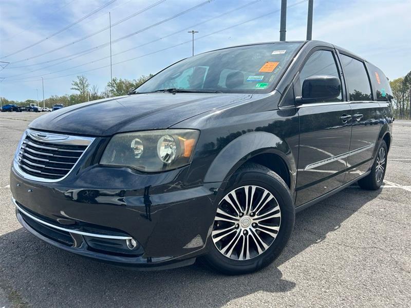 2013 CHRYSLER TOWN & COUNTRY S