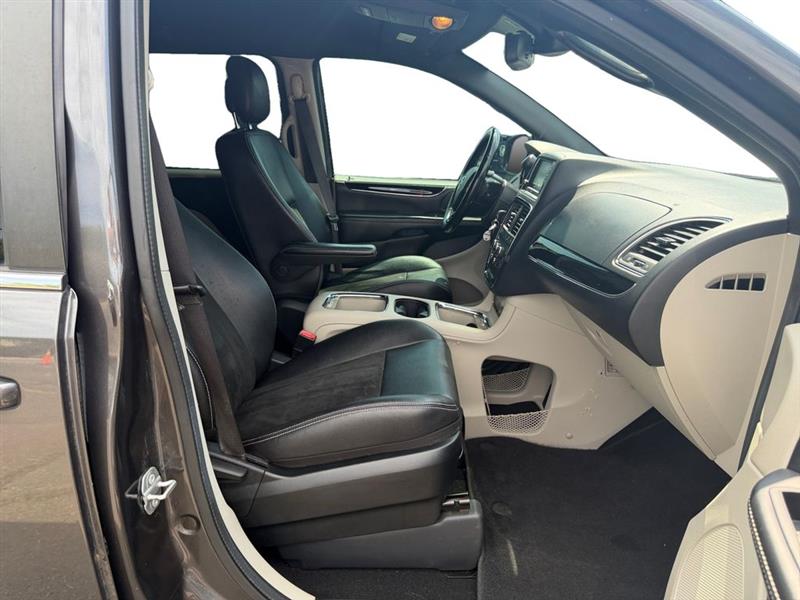 2020 DODGE GRAND CARAVAN SXT