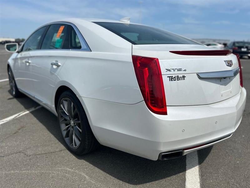 2016 CADILLAC XTS PLATINUM
