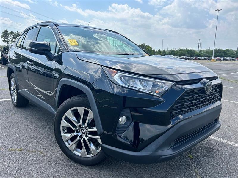 2019 TOYOTA RAV4 XLE PREMIUM
