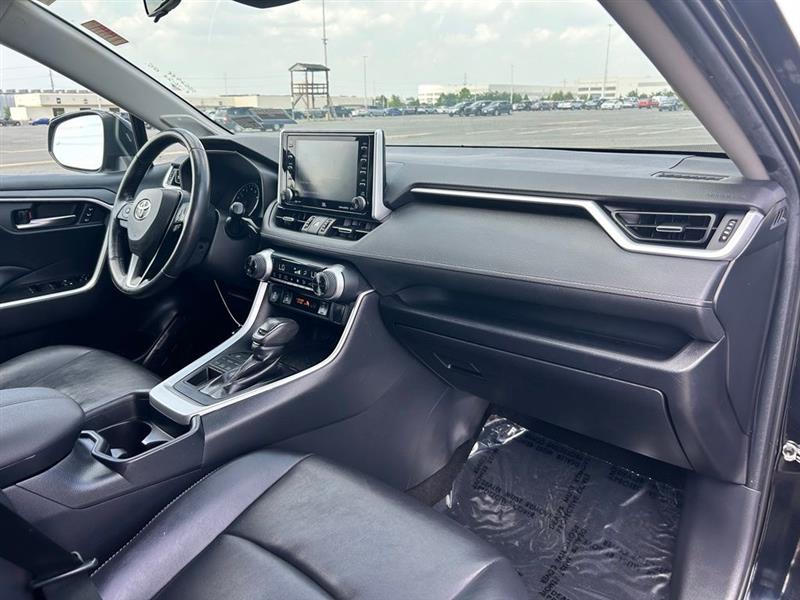 2019 TOYOTA RAV4 XLE PREMIUM