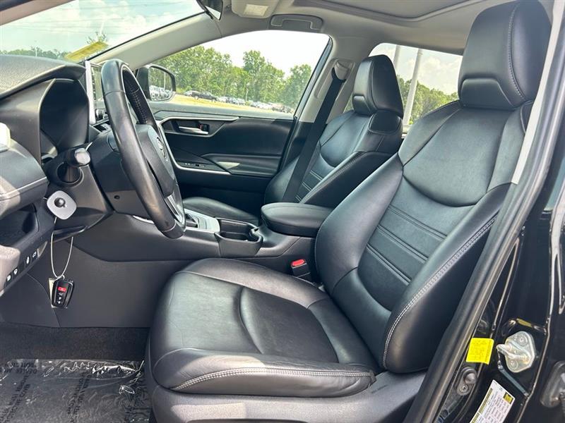 2019 TOYOTA RAV4 XLE PREMIUM